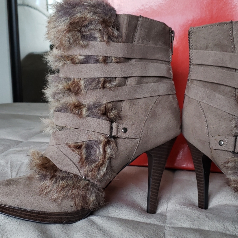 Booties - Picture 3 of 3